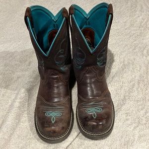 Arita fat baby’s size: 8B